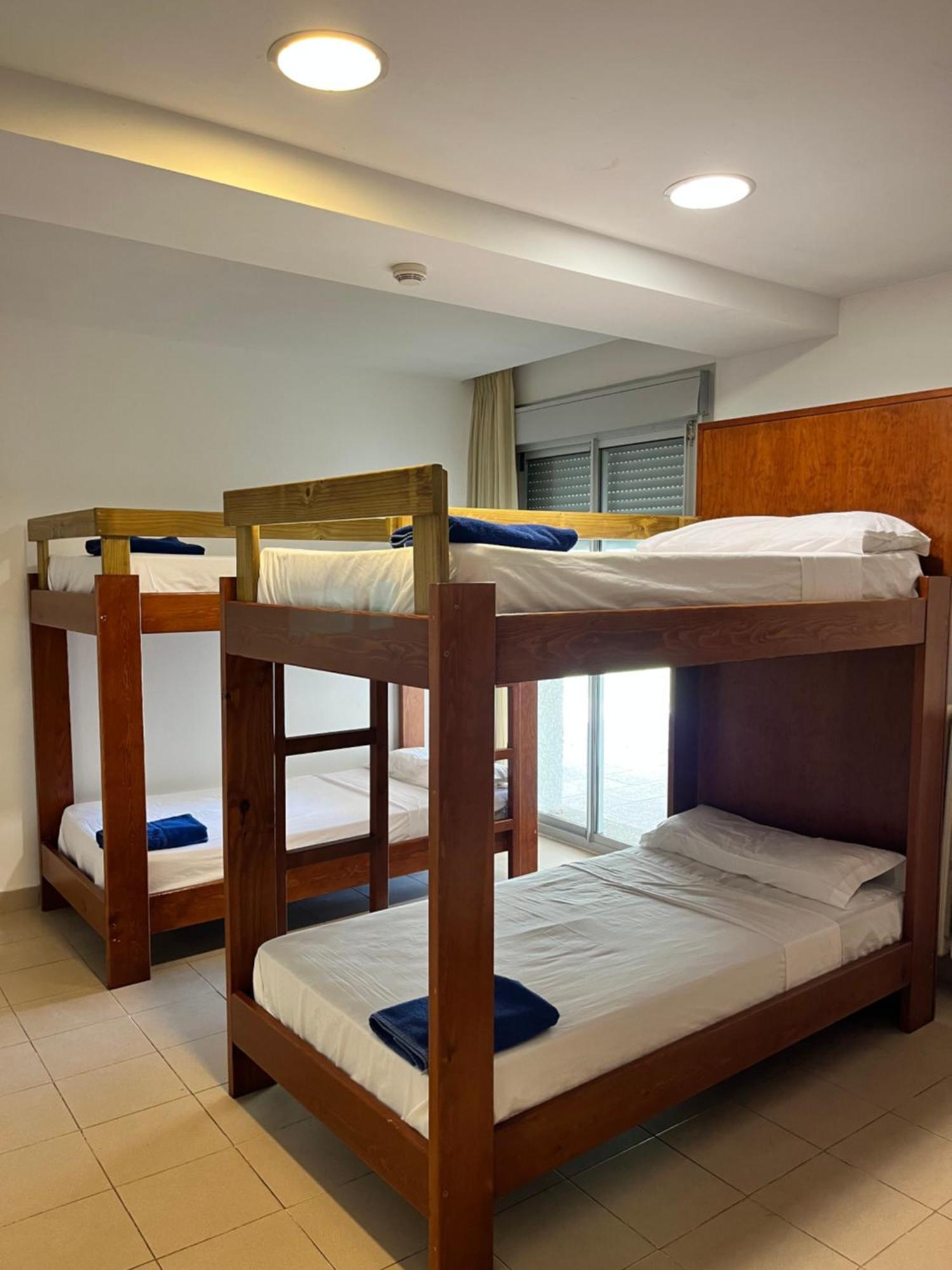 Albergue Zaragoza Camping Esterno foto